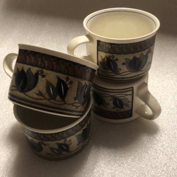 Mikasa Intaglio Arabella Cups Mugs - Set of 4 Cups - Picture 9 of 11